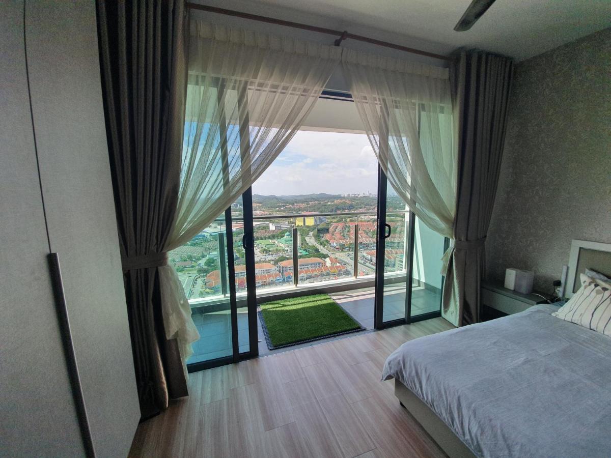 Mhb 30 Sulte Evo Soho Bandar Baru Bangi Free Netflix And Wifi Daire Dış mekan fotoğraf